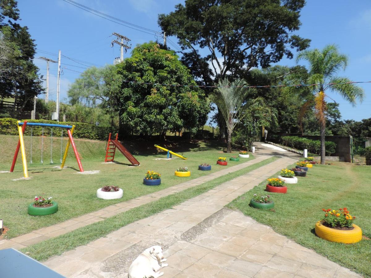 Вилла Sitio Sebastiao Pereira Jambeiro Экстерьер фото